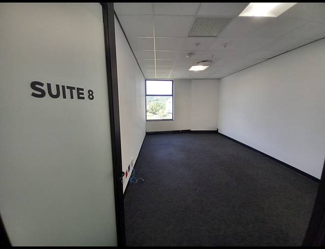 36M² OFFICE TO LET IN GLENADRIENNE